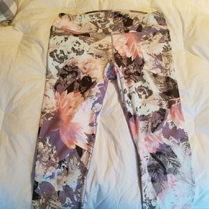 Fabletics yoga pants